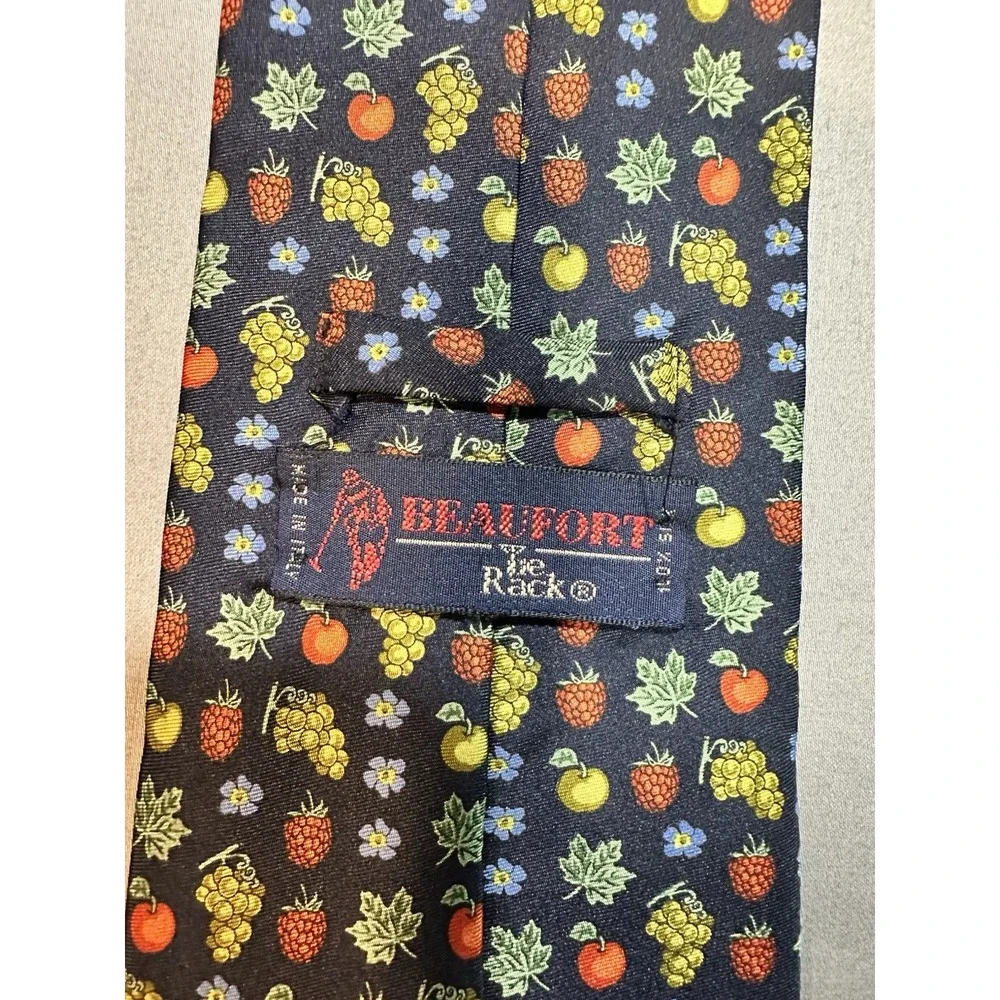 VTG Beaufort The Rack Silk Navy‎ Blue Fruit Neck Tie